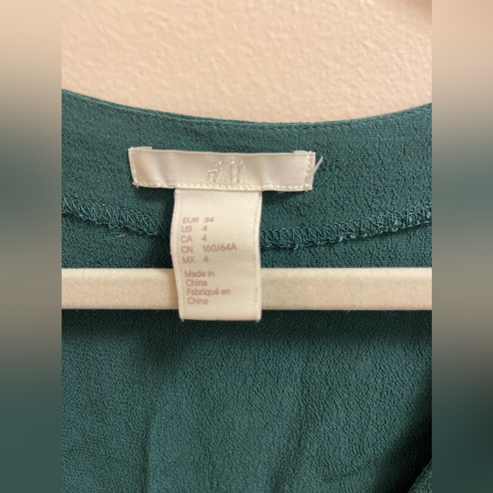 H&M Green Ruffle Romper - Picture 3 of 7